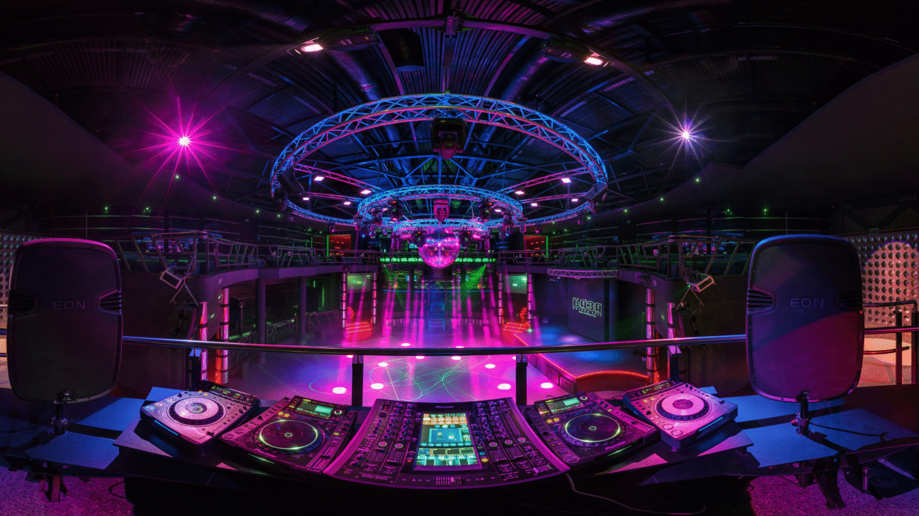 Best Night Club in Thane?